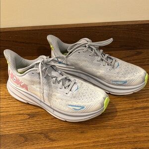 Hoka Clifton 9 Light Blue Sneakers with Pink and Blue Highlights